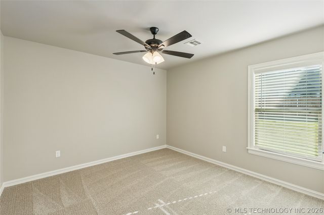 114 W 165th Street S, Glenpool, OK 74033