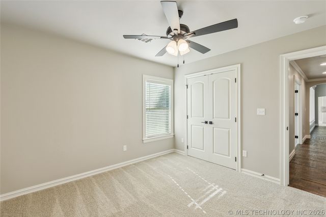 114 W 165th Street S, Glenpool, OK 74033