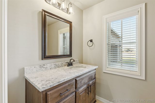 114 W 165th Street S, Glenpool, OK 74033