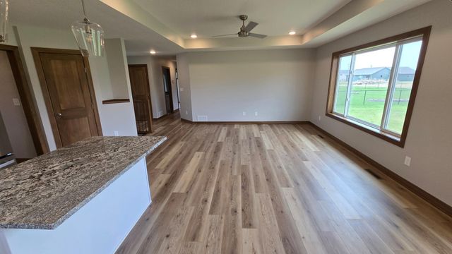 1309 18th Street NE, Austin, MN 55912