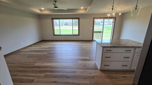 1309 18th Street NE, Austin, MN 55912