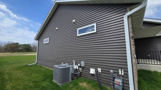 1309 18th Street NE, Austin, MN 55912