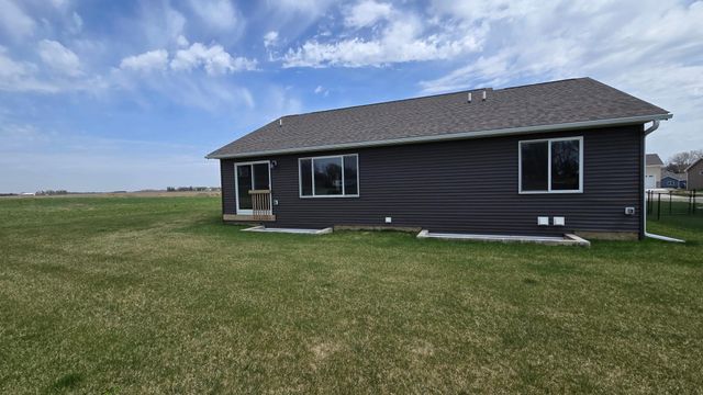 1309 18th Street NE, Austin, MN 55912