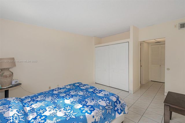 1481 NE Miami Gardens Dr 267, Miami, FL 33179