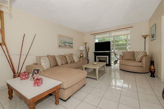 1481 NE Miami Gardens Dr 267, Miami, FL 33179