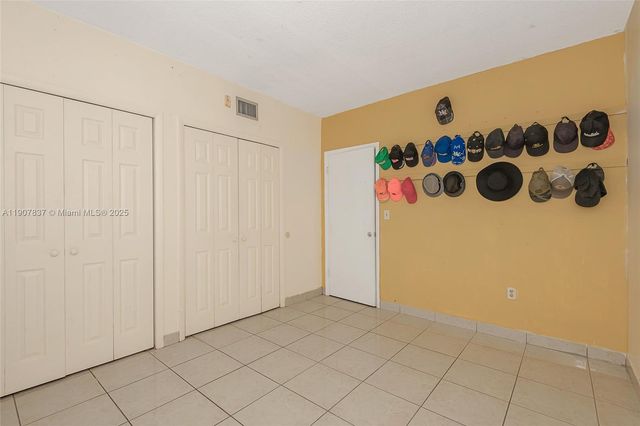 1481 NE Miami Gardens Dr 267, Miami, FL 33179