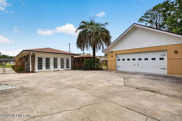 3386 PICKWICK Drive S, Jacksonville, FL 32257