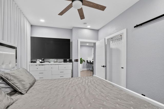 4275 SW 10th Court, Deerfield Beach, FL 33442