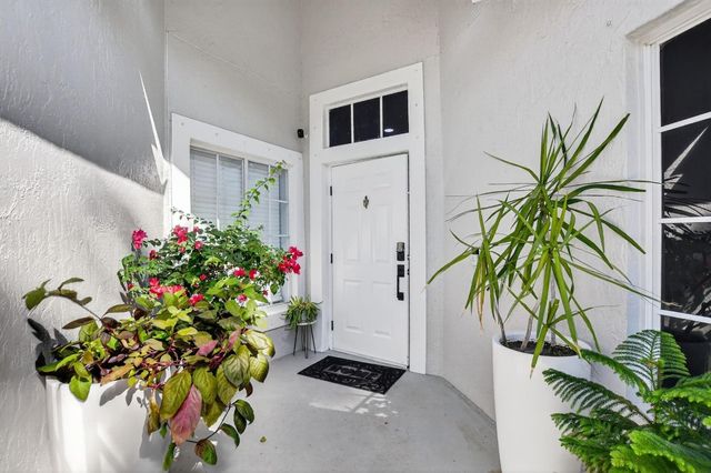 4275 SW 10th Court, Deerfield Beach, FL 33442