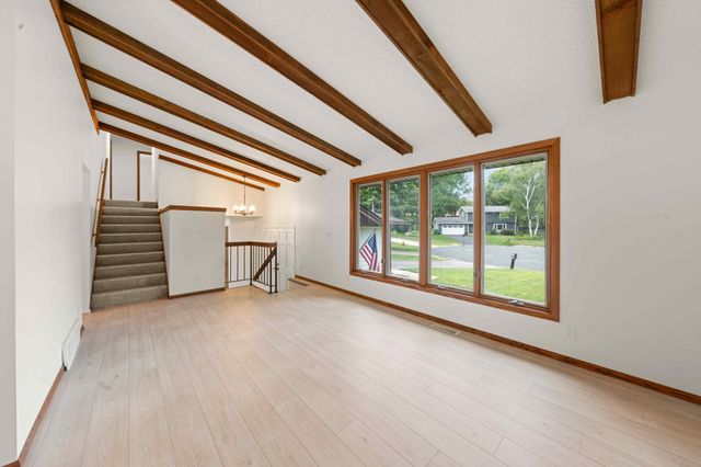 8233 Nevada Circle, Bloomington, MN 55438