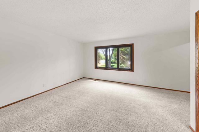 8233 Nevada Circle, Bloomington, MN 55438
