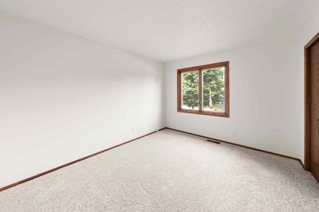 8233 Nevada Circle, Bloomington, MN 55438
