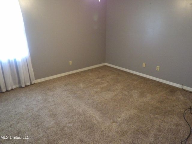 4271 Laws Hill Road, Waterford, MS 38685