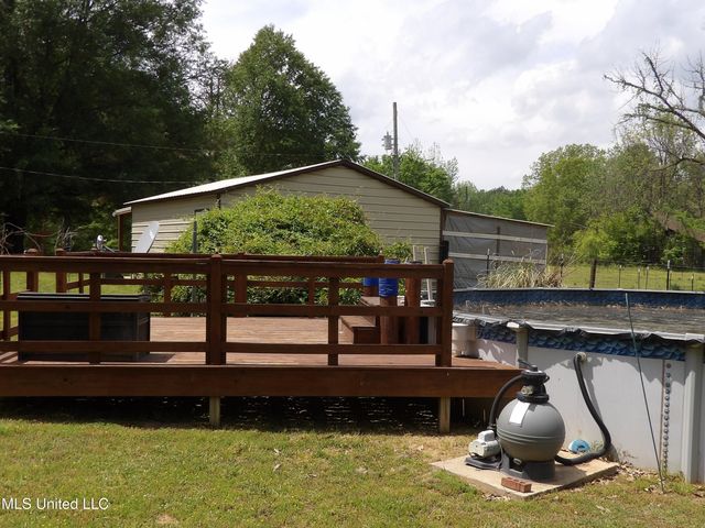 4271 Laws Hill Road, Waterford, MS 38685