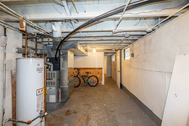 5219 W 54th Street, Parma, OH 44134