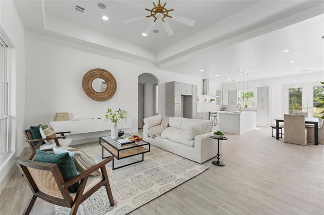 70 N Pine Harbour Drive, Coldspring, TX 77331