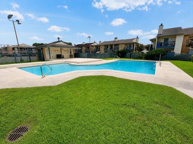 250 E El Dorado Boulevard 142, Webster, TX 77598