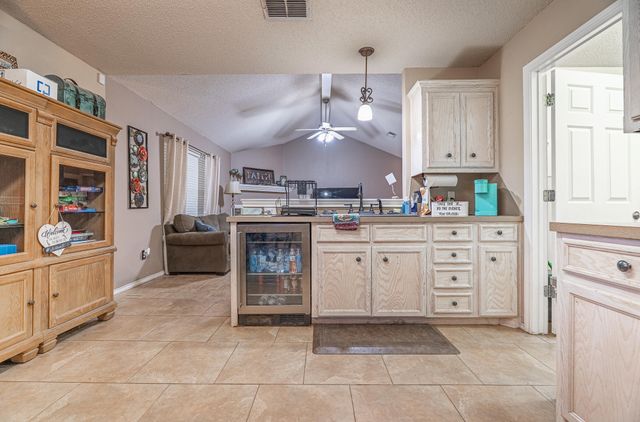 1430 78th Street, Lubbock, TX 79423