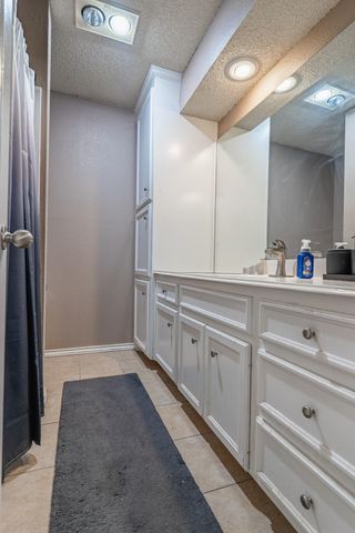 1430 78th Street, Lubbock, TX 79423