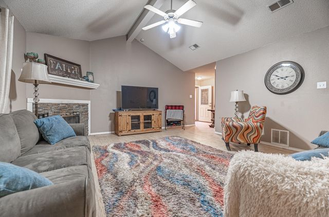 1430 78th Street, Lubbock, TX 79423