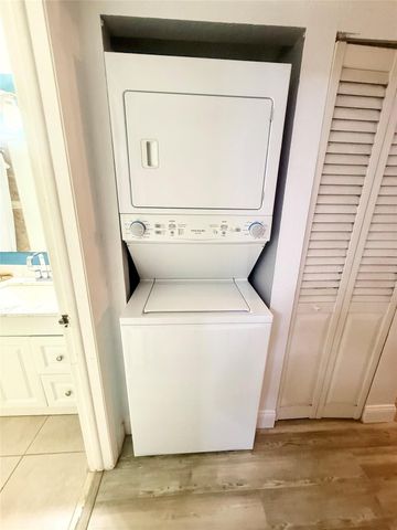 6190 Woodlands Boulevard 107, Tamarac, FL 33319