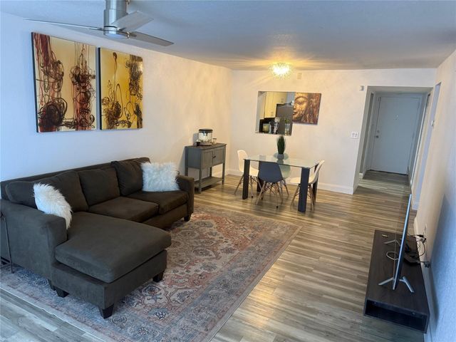 6190 Woodlands Boulevard 107, Tamarac, FL 33319