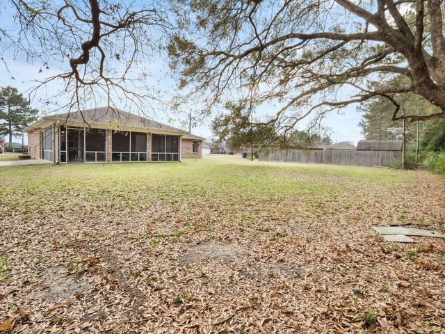 6106 Fagan, Deridder, LA 70634