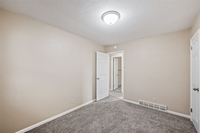 1829 Pearl Drive, West Des Moines, IA 50265