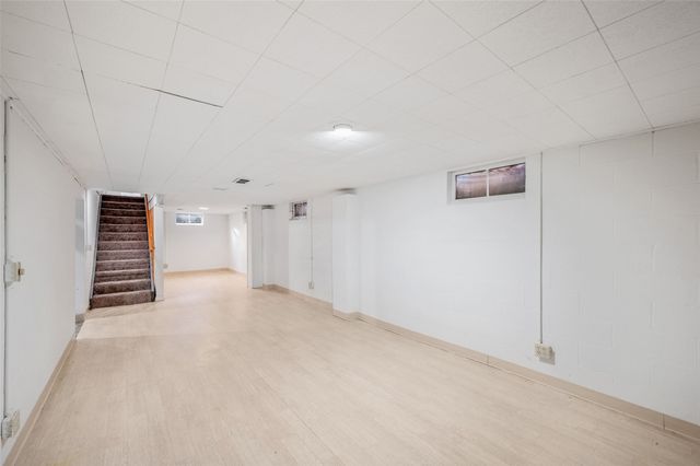 1829 Pearl Drive, West Des Moines, IA 50265