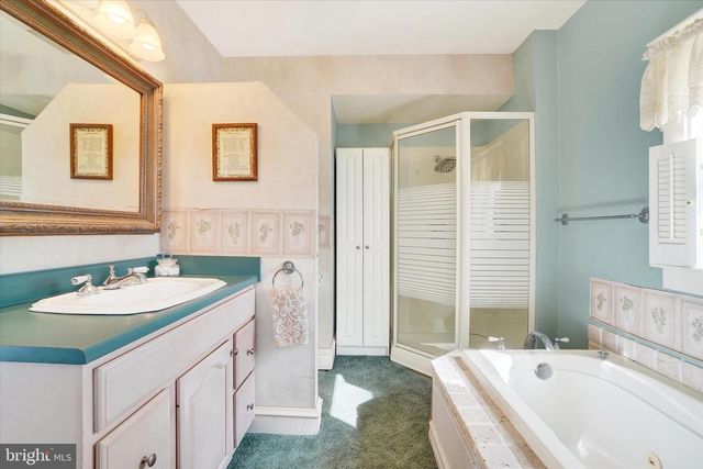 602 GRAYSTONE RD, Manheim, PA 17545