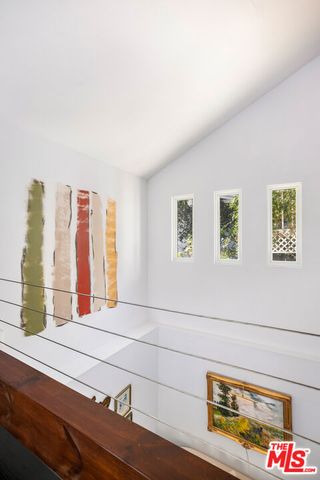 1647 N Beverly Glen Boulevard, Los Angeles, CA 90077