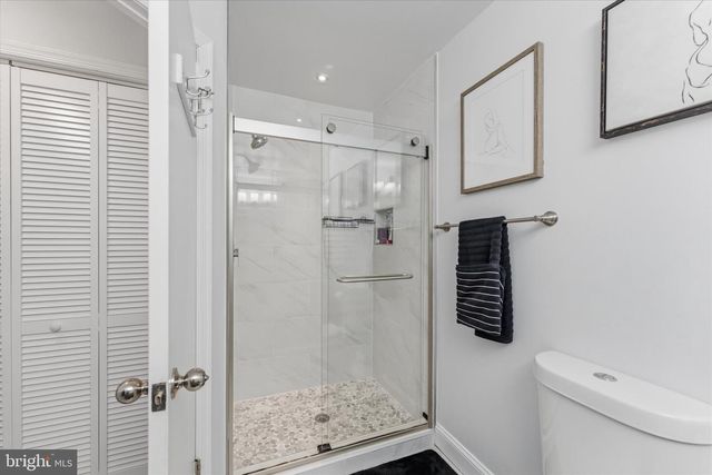 6865 BRIAN MICHAEL CT, Springfield, VA 22153
