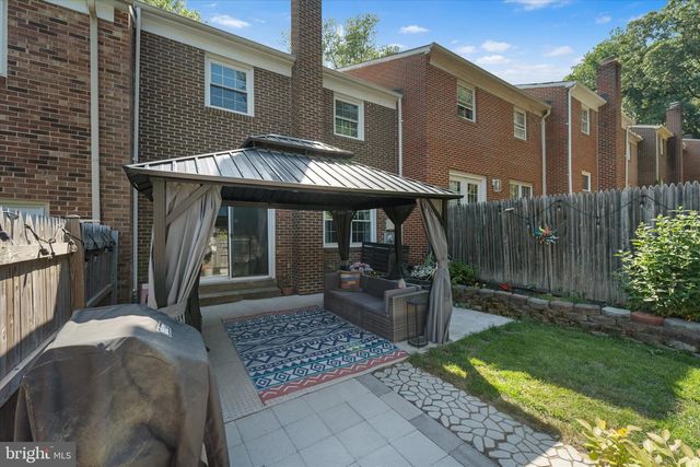 6865 BRIAN MICHAEL CT, Springfield, VA 22153