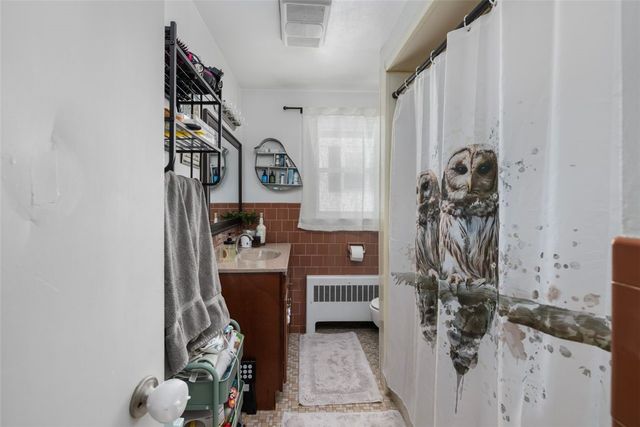 20 John Street, North Providence, RI 02904