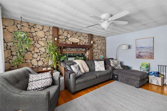 20 John Street, North Providence, RI 02904