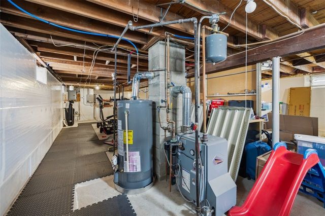 20 John Street, North Providence, RI 02904