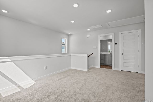 5515 Franklin Hills, Von Ormy, TX 78073