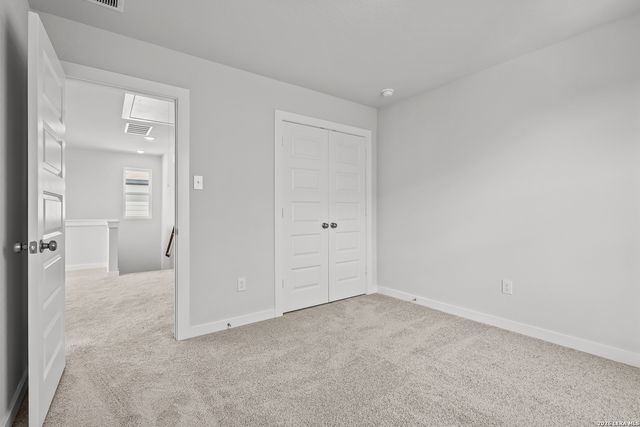 5515 Franklin Hills, Von Ormy, TX 78073
