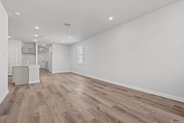 5515 Franklin Hills, Von Ormy, TX 78073