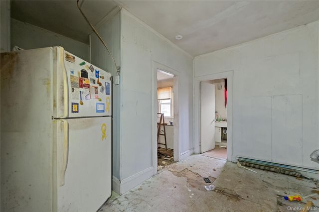 188 Woodside Avenue, Freeport, NY 11520