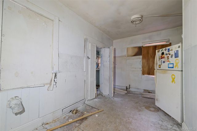 188 Woodside Avenue, Freeport, NY 11520