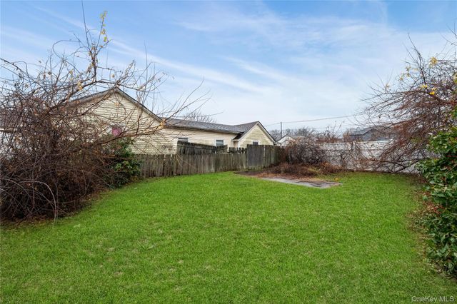 188 Woodside Avenue, Freeport, NY 11520