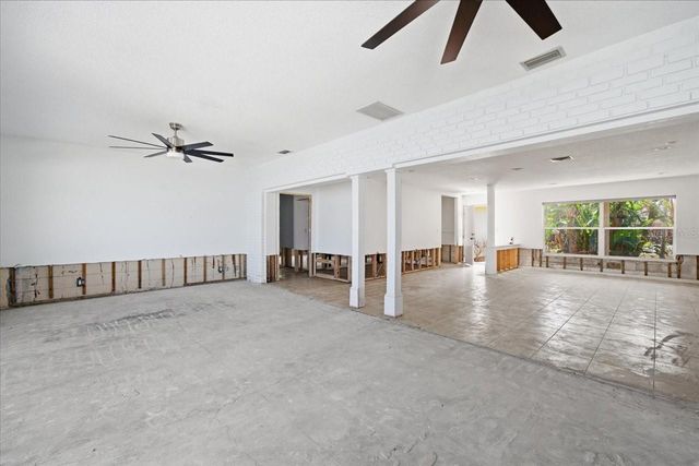 411 55TH AVENUE, St Pete Beach, FL 33706