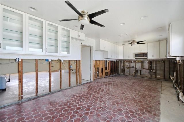 411 55TH AVENUE, St Pete Beach, FL 33706