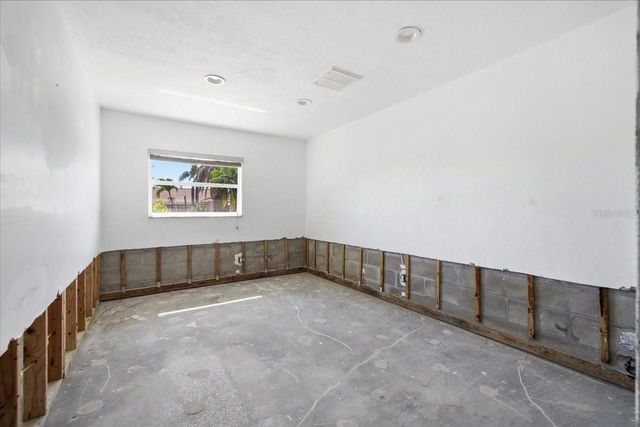 411 55TH AVENUE, St Pete Beach, FL 33706