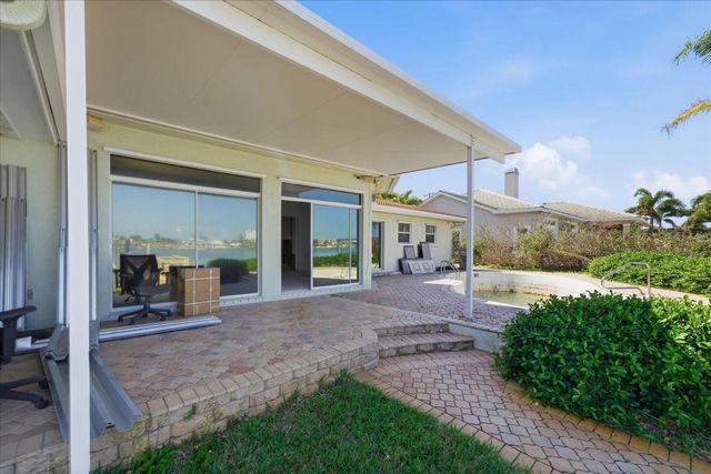 411 55TH AVENUE, St Pete Beach, FL 33706