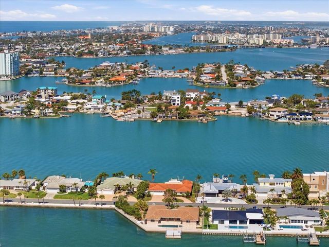 411 55TH AVENUE, St Pete Beach, FL 33706