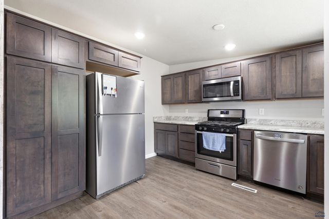 306 E JACKSON, Rapid City, SD 57701