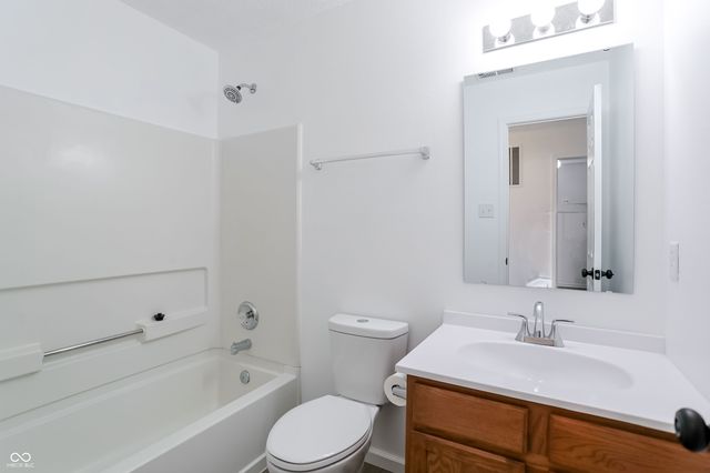 748 Adagio Drive, Greenwood, IN 46143