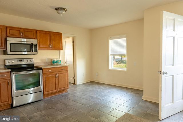 108 MARTIN DR, Winchester, VA 22602